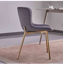 Juego de 4 Sillas con Estructura de Madera Tapizadas en Color Gris oscuro y Patas Acabado Dorado -Medidas 50x54x81 cm